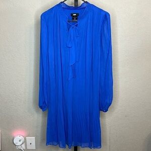 357 - DKNY NWOT Blue Long Sleeve Dress, Size 10